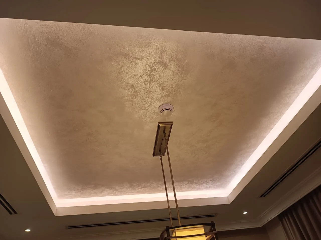 Apartment painting services in Dubai by Hilal Al Fajar
